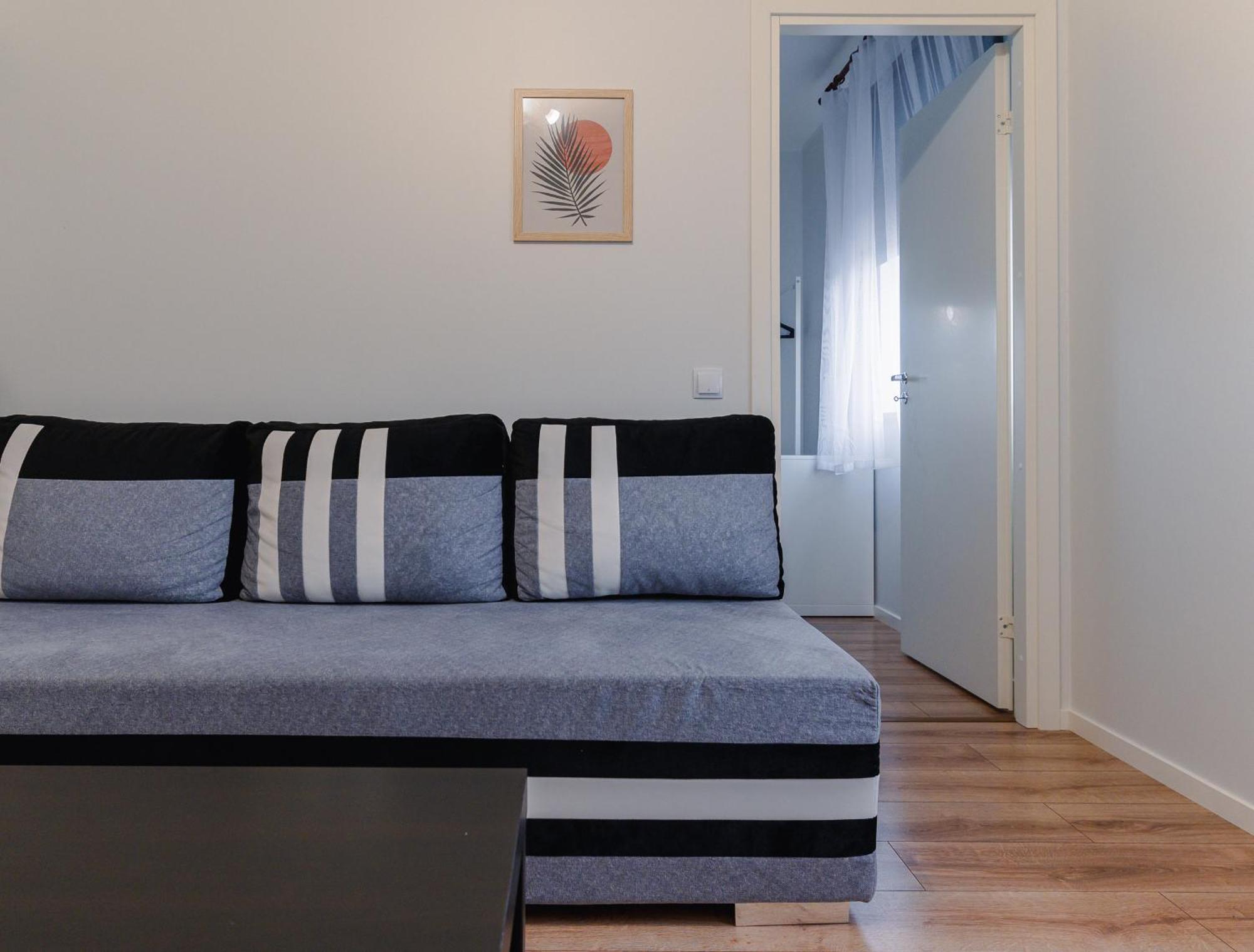 Posti Guesthouse Rakvere Ngoại thất bức ảnh