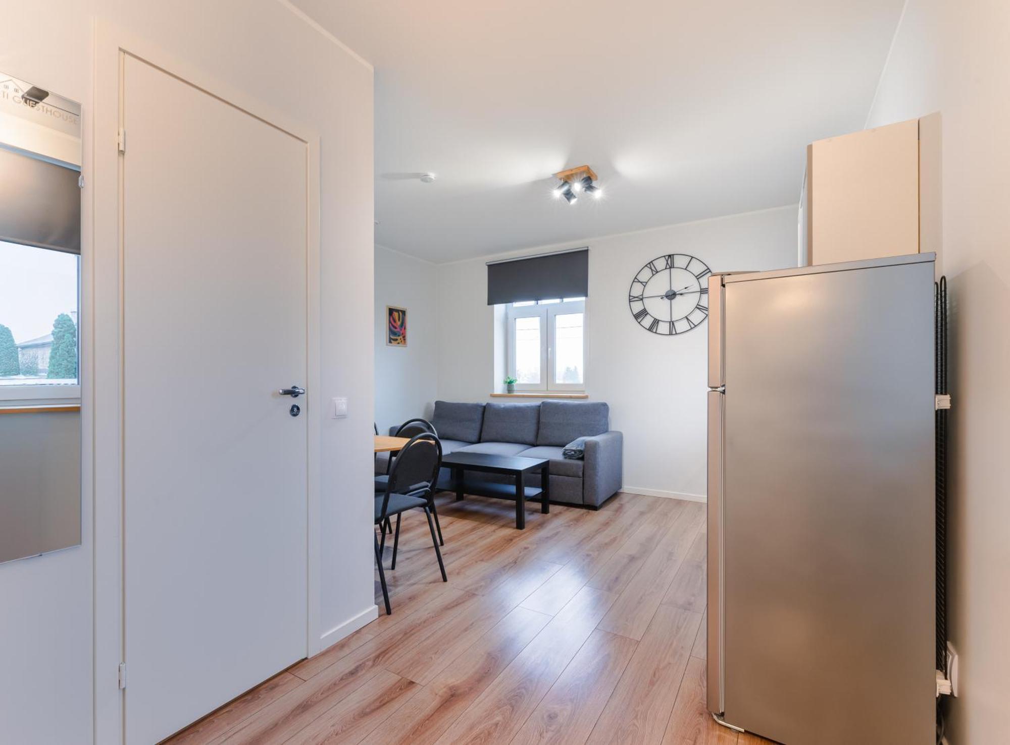 Posti Guesthouse Rakvere Ngoại thất bức ảnh